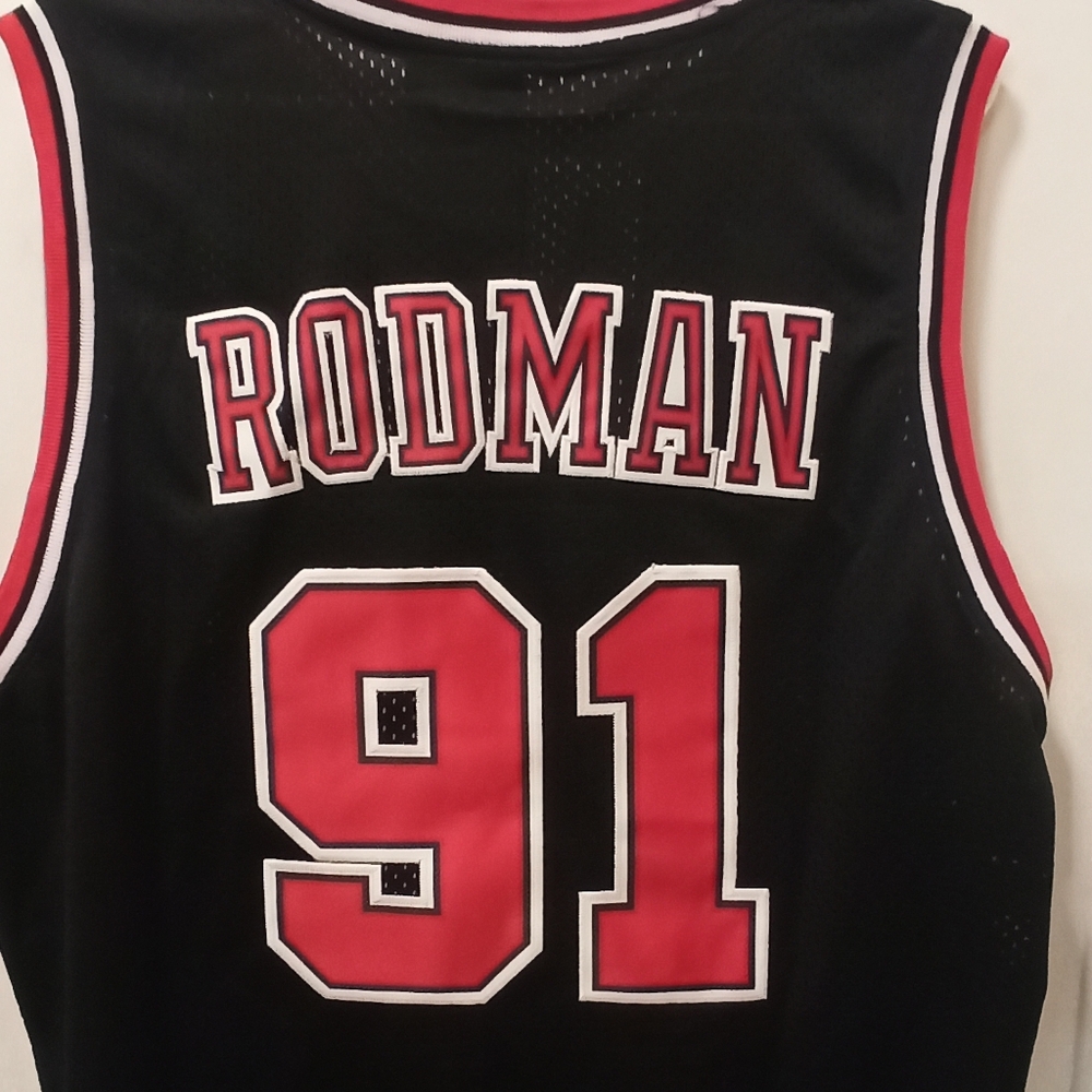 NWT Adidas Dennis Rodman Chicago Bulls Hardwood Classics Swingma XL - Picture 7 of 15